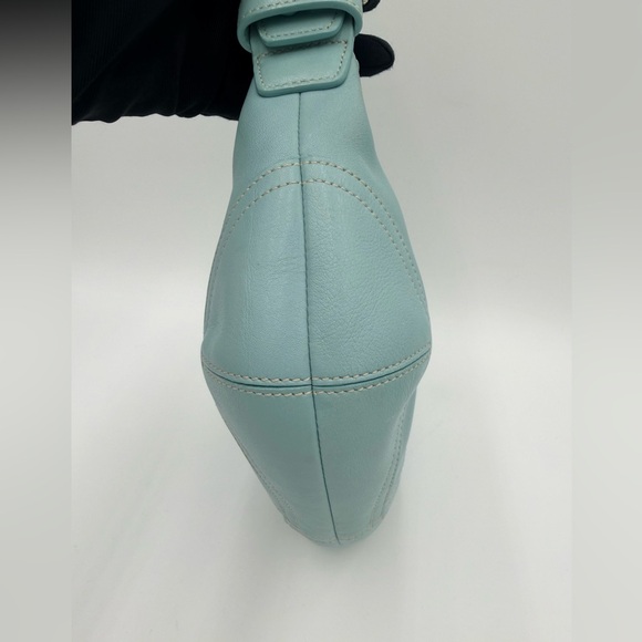 Vintage Coach Y2K Baby Blue Soho Hobo Leather Shoulder Bag #9541 - Picture 7 of 13